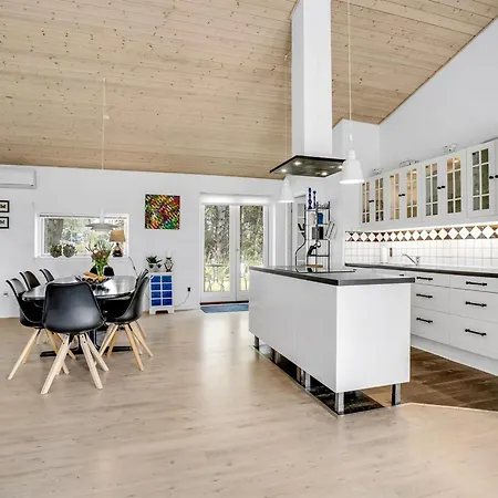 Holiday Home Helin - 800M From The Sea By Interhome