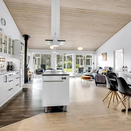 Prázdninový dům Holiday Home Helin - 800M From The Sea By Interhome