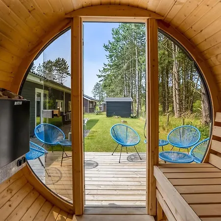 Prázdninový dům Holiday Home Helin - 800M From The Sea By Interhome *